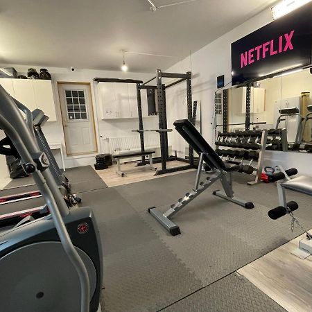4-Bedroom Villa With Private Gym And Hot-Tub 雷克雅維克 外观 照片