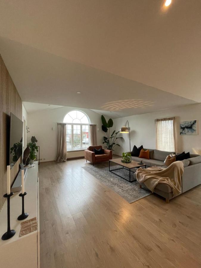 4-Bedroom Villa With Private Gym And Hot-Tub 雷克雅維克 外观 照片